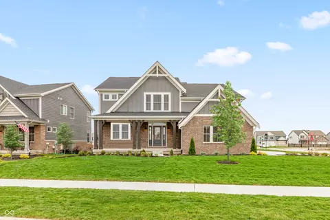 19915 Chatham Green Dr, Westfield, IN 46074
