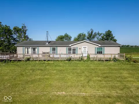 246 S 1100 W, Jamestown, IN 46147