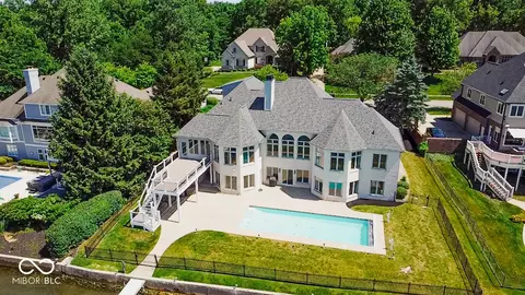 9158 Nautical Watch Dr, Indianapolis, IN 46236