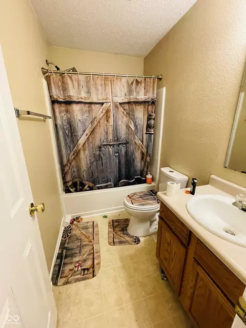 9162 W Lodge Ln, Pendleton, IN 46064 photo 14