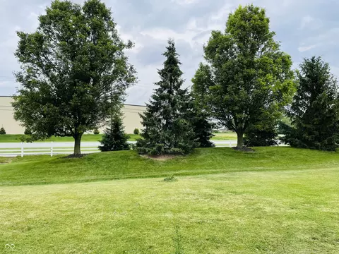 9162 W Lodge Ln, Pendleton, IN 46064 photo 3