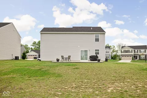 Exterior - 9735 Oakgrove Dr, Pendleton, IN 46064 photo 3 of 5