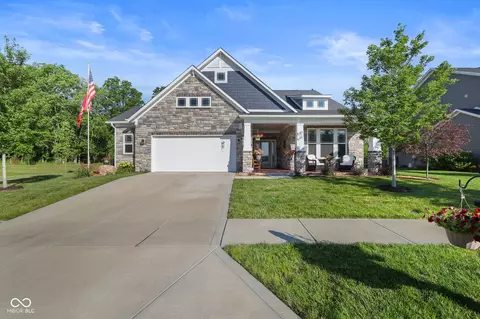15946 Trestle Dr, Westfield, IN 46074