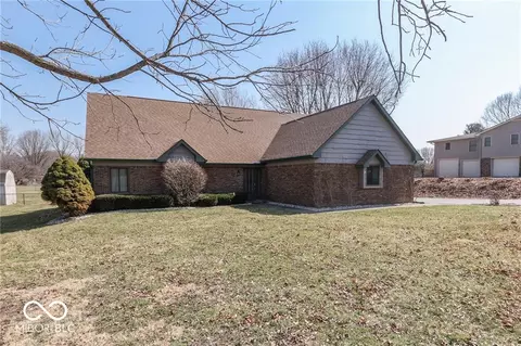 125 Grassyfork Ln, Martinsville, IN 46151