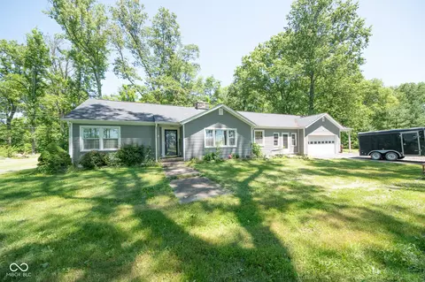 2210 W 500 N, Columbus, IN 47201