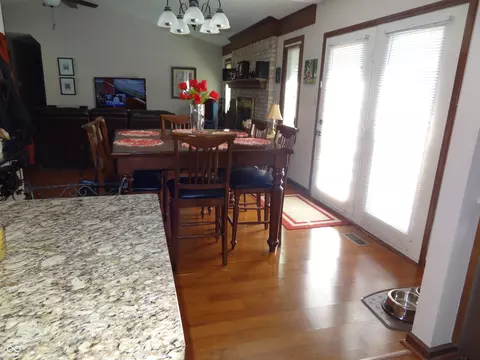 608 Summit Dr, Plainfield, IN 46168 photo 3