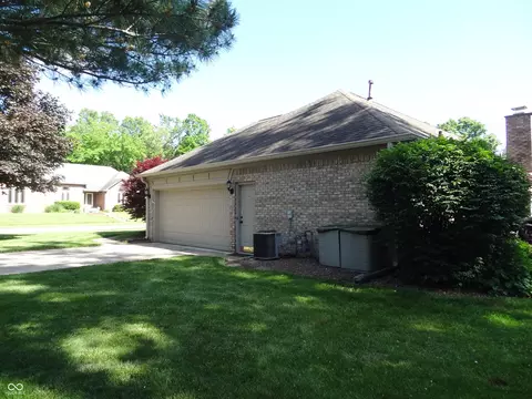 608 Summit Dr, Plainfield, IN 46168 photo 14