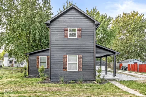 9 E Jefferson St, Maxwell, IN 46154