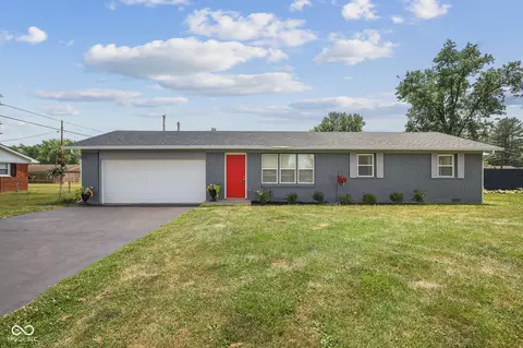 4575 W Newton Dr, Edinburgh, IN 46124