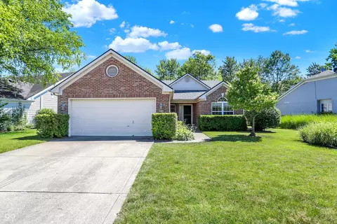 647 Beaverbrook Dr, Carmel, IN 46032