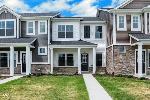 19406 Northwest Dr, Westfield, IN 46074
