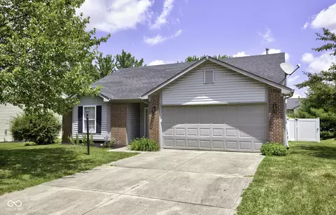 2521 Gadwall Cir, Indianapolis, IN 46234