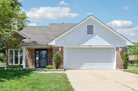 149 Winfield Park Cir, Greenfield, IN 46140