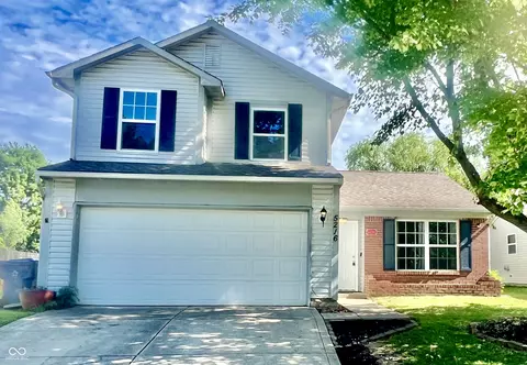 5216 Longmeadow Ct, Indianapolis, IN 46221