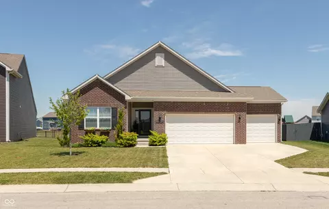 6672 Mayapple Dr, Pendleton, IN 46064