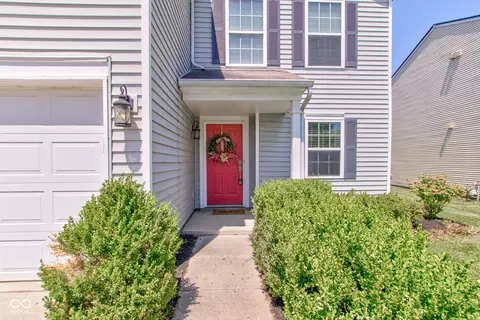 8263 S Firefly Dr, Pendleton, IN 46064 photo 4