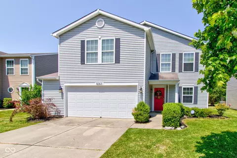 8263 S Firefly Dr, Pendleton, IN 46064 photo 2