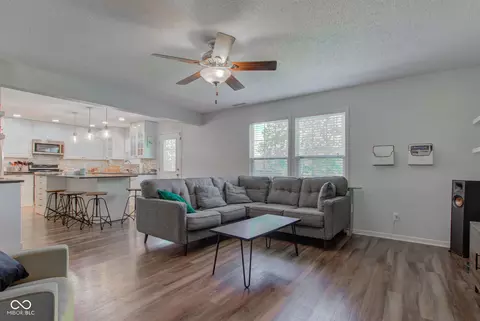 8263 S Firefly Dr, Pendleton, IN 46064 photo 11