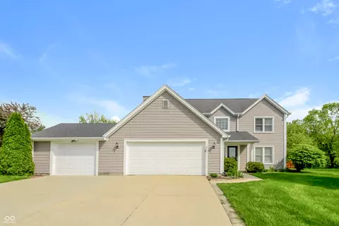 805 Timber Creek Dr, Indianapolis, IN 46239