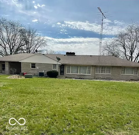 1666 E Springersville Rd, Connersville, IN 47331