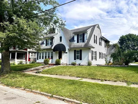 302 W 7th St, Seymour, IN 47274