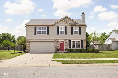 13206 Ashview Dr, Fishers, IN 46038