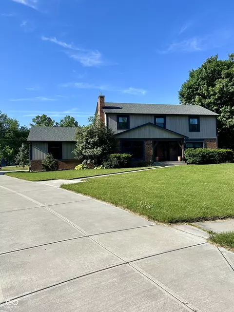 4 Sycamore Rd, Carmel, IN 46033
