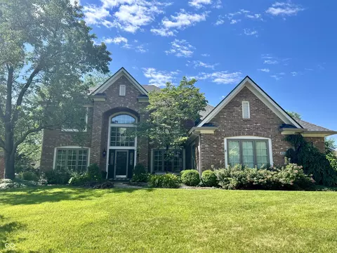 4943 Regency Pl, Carmel, IN 46033