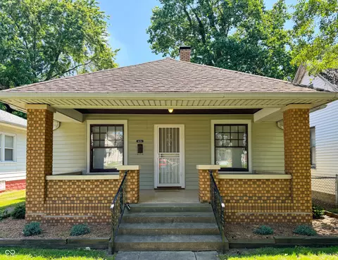810 S 18th St, Terre Haute, IN 47803