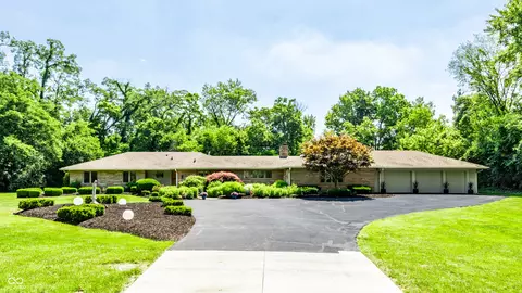 6470 Lawrence Dr, Indianapolis, IN 46226