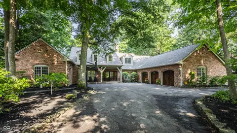 735 Round Hill Rd, Indianapolis, IN 46260