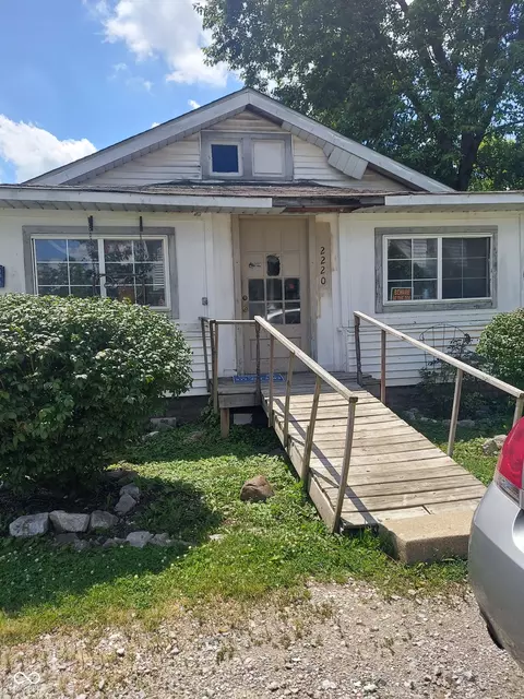 2220 S Burke St, Indianapolis, IN 46231