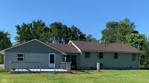 5255 E Gibson St, Butlerville, IN 47223