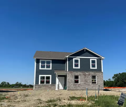 7568 Magnolia St, New Palestine, IN 46163