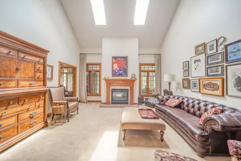 Living - 6204 S Fox Chase, Pendleton, IN 46064 photo 1 of 2