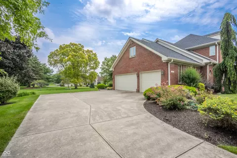 Exterior - 6204 S Fox Chase, Pendleton, IN 46064 photo 6 of 9