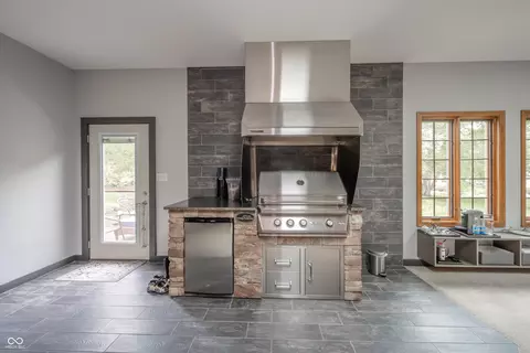 Kitchen - 6204 S Fox Chase, Pendleton, IN 46064 photo 1 of 7