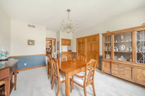 Dining - 6204 S Fox Chase, Pendleton, IN 46064 photo 6 of 6
