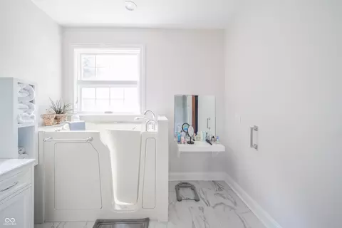 Bath - 6204 S Fox Chase, Pendleton, IN 46064 photo 3 of 6