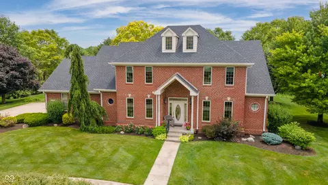 6204 S Fox Chase, Pendleton, IN 46064