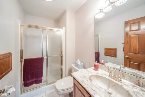Bath - 6204 S Fox Chase, Pendleton, IN 46064 photo 5 of 6
