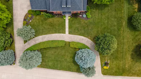 View/Area - 6204 S Fox Chase, Pendleton, IN 46064 photo 1 of 7