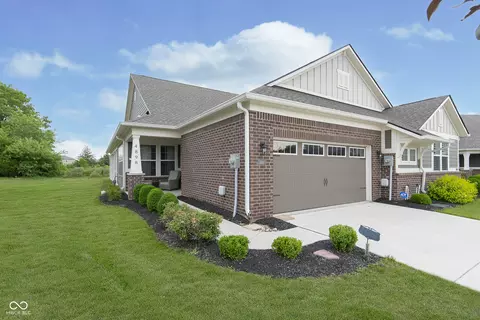 4898 Eldon Dr, Westfield, IN 46062 photo 2