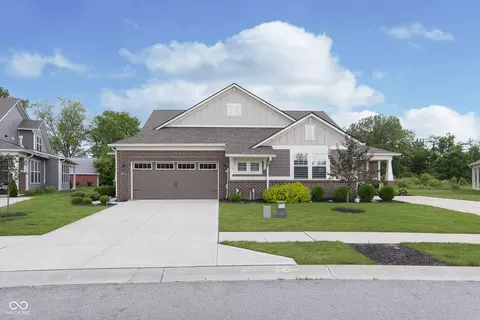 4898 Eldon Dr, Westfield, IN 46062