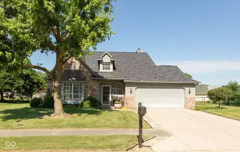 4002 Sunshine Ave, Indianapolis, IN 46228