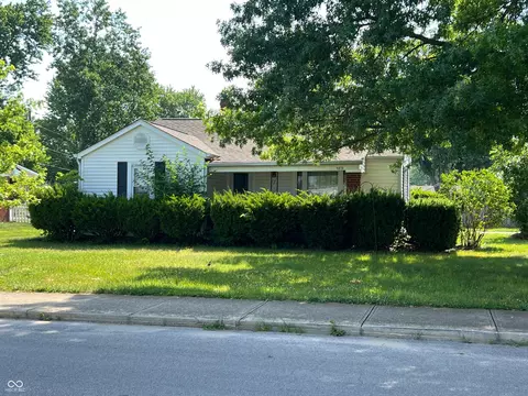 989 S Sycamore St, Martinsville, IN 46151