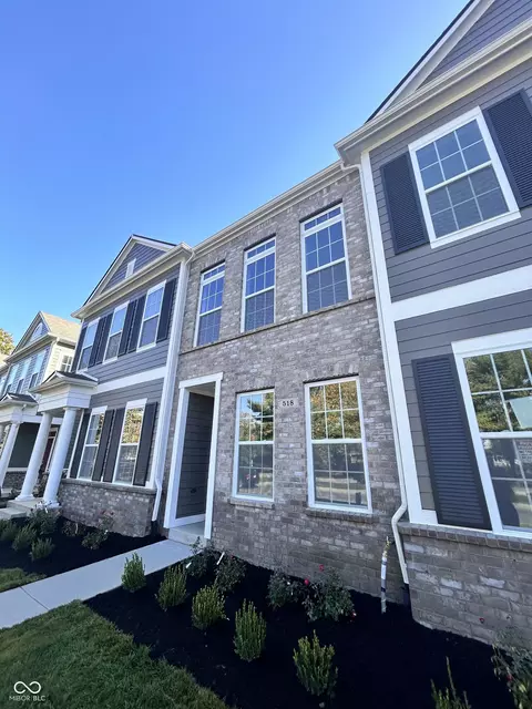 518 Gilder Dr, Carmel, IN 46032