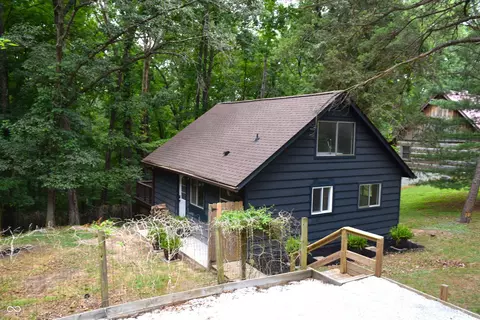 7109 E Salt Creek Dr, Bloomington, IN 47401