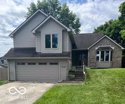 3033 Silver Fox Dr, Columbus, IN 47203