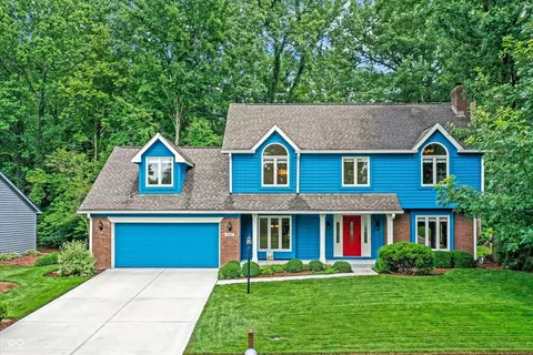 7482 Oak Tree Ln, Fishers, IN 46038